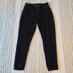 WallFlower Black High Rise Skinny Jeggings